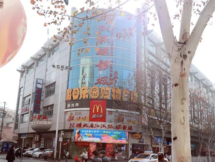 慢悠悠在司门口晃荡，感受武汉老城区的宠辱不惊