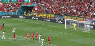 张晓彬《超球出击》撩妹教学！青年演员张征今晚做客直播间