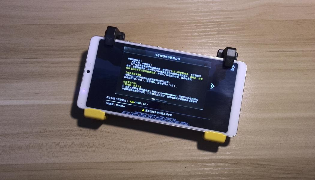 飞智黄蜂和蜂刺吃鸡神器,飞智吃鸡神器iphone可以用吗