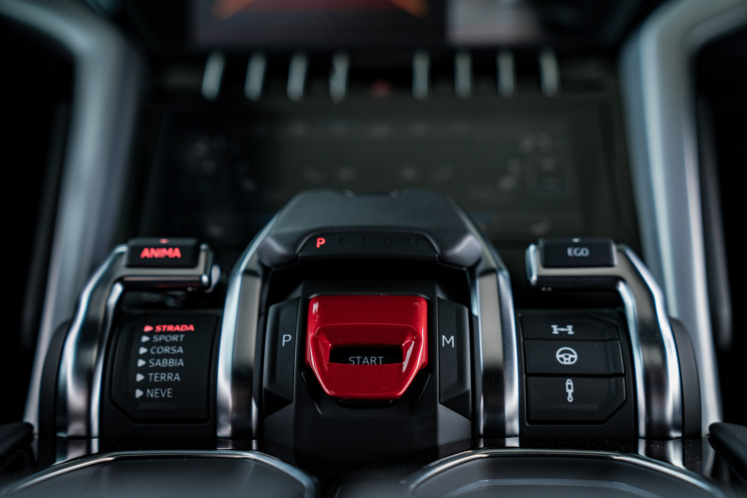 小牛飓风升级evo,飓风小牛飙车