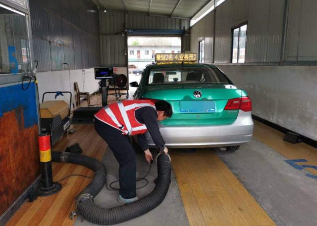 汽车年检为什么那么难,汽车年检不达标教你一招搞定