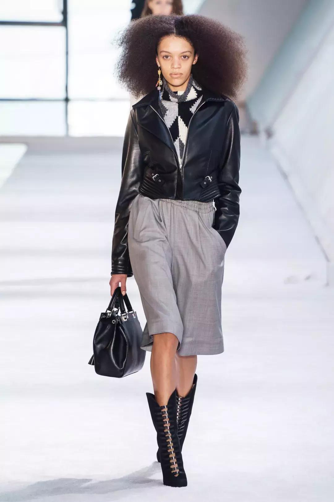 高级灰，经久不衰的百搭色，激情碰撞中造就诗意存在