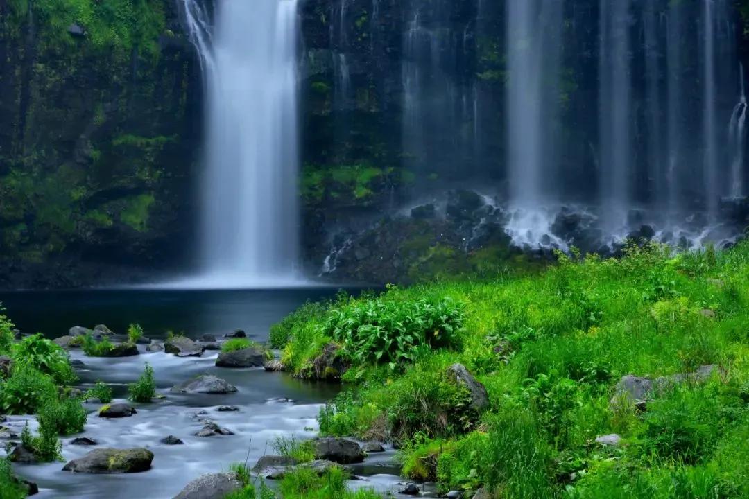 苹果手机怎么拍丝状流水,如何拍出水流丝滑的视频呢