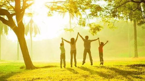 白癜风没有白斑部位可以晒太阳吗,暴晒能引起白癜风还可以治愈吗