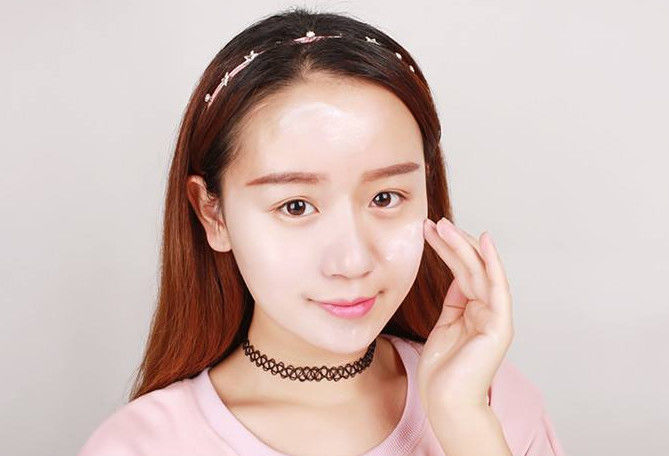 林允素颜霜身体乳美白效果,好推开的素颜霜又补水推荐