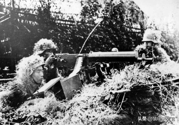 维克斯马克沁1912气冷式重机枪,被马克沁机枪和大炮取代的年代