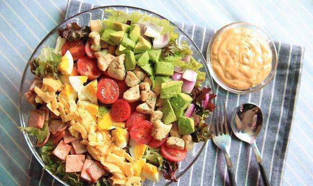每天吃沙拉对身体好吗,吃沙拉不是为了减肥是真的很好吃