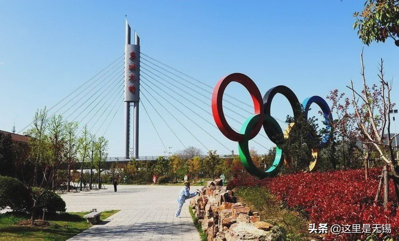 无锡网红打卡地彩虹跑道,无锡古运河健身步道