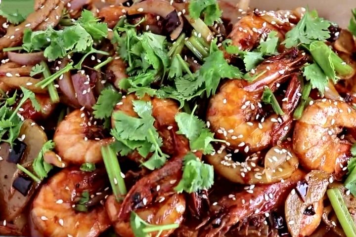 干锅虾怎么做法才好吃,干锅虾怎么做才好吃呢