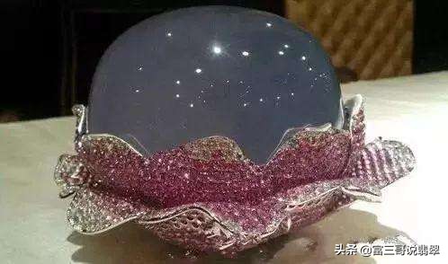 春带彩糯种手镯价格,购买手镯常识大全