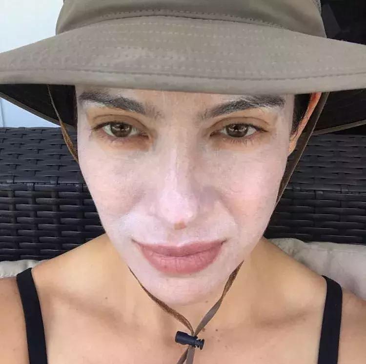 夏天不想晒黑这份防晒攻略请收好,防晒的小tips