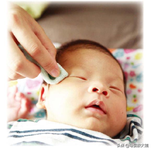 新手爸妈宝宝洗护知识,新手父母必备技巧