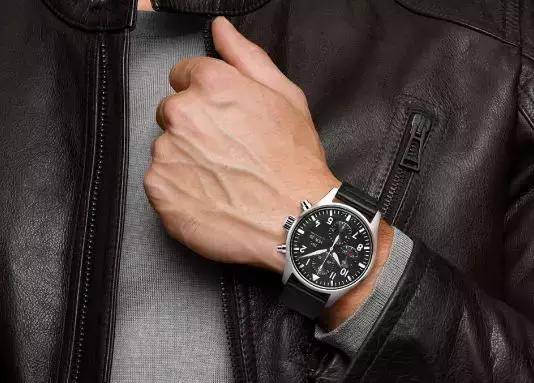 万国手表和真力时手表哪个好,万国欧米茄和真力时