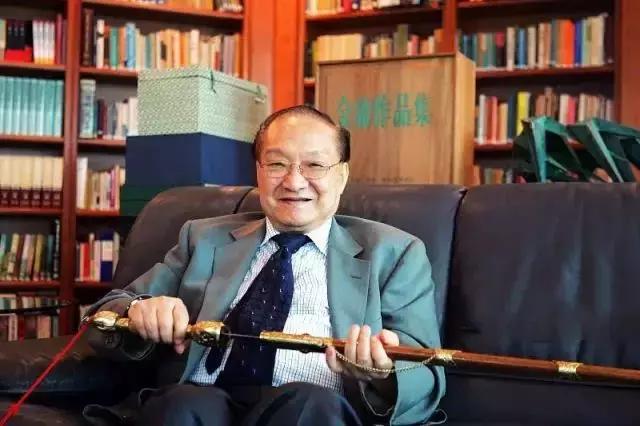 金庸为啥文笔这么好,金庸小昭迷人之处