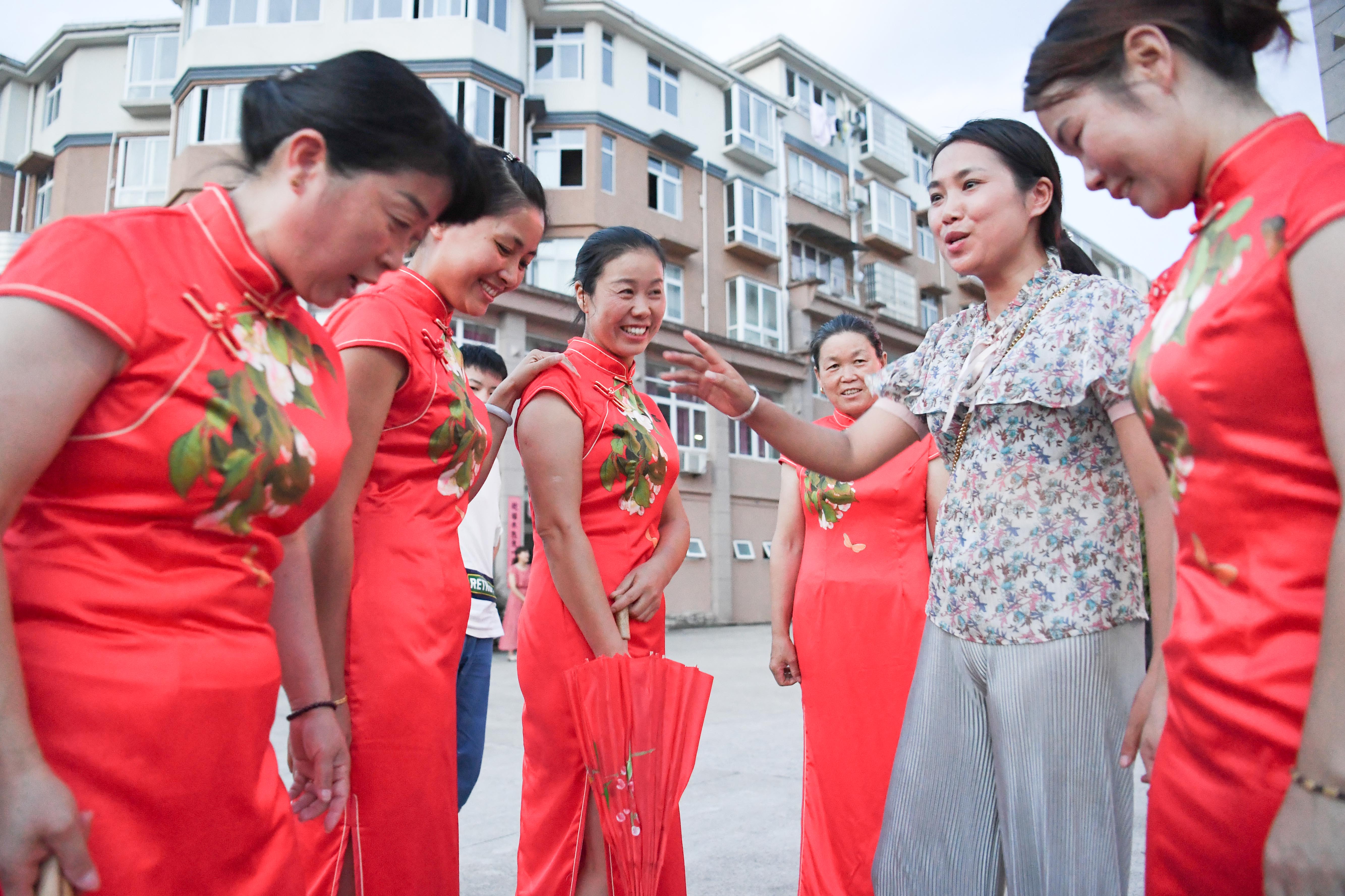 安徽村“花”一年网购几十万带全村“剁手”双11成全网第14名