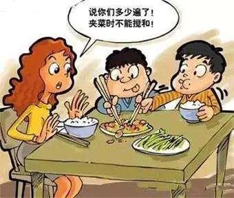 孩子不吃饭只让喂饭才吃怎么办,小孩子不自觉吃饭要喂怎么教育