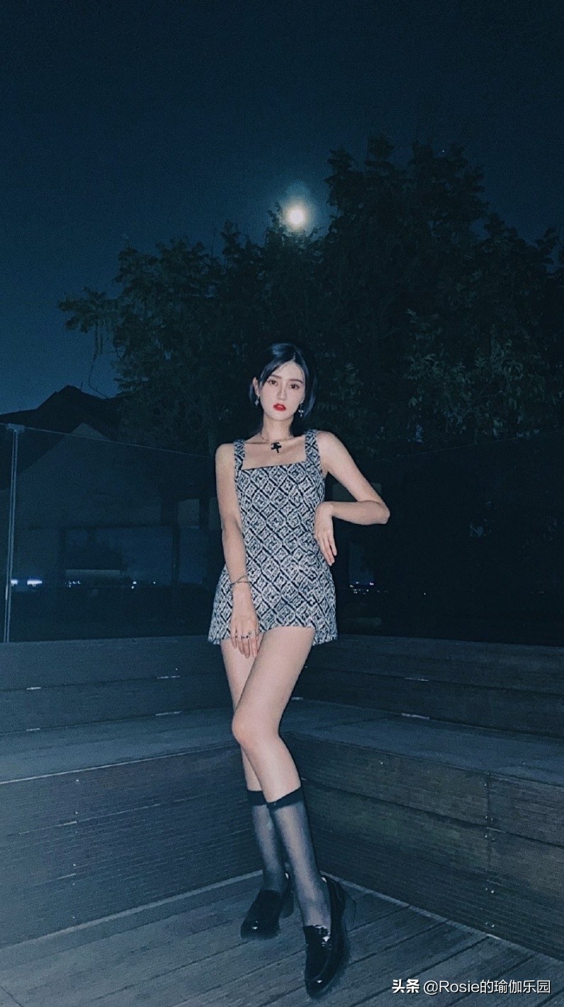 乔欣慢跑减腿,乔欣健身瑜伽