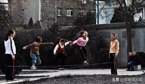 16年前老照片22岁的回忆,40年前的童年回忆视频合集大全