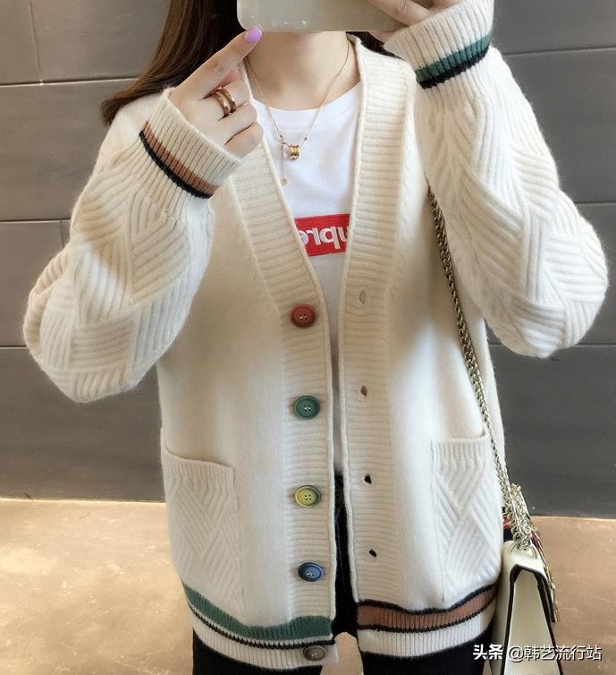 韩版穿搭女装高级感春,女装毛衣新款韩风搭配