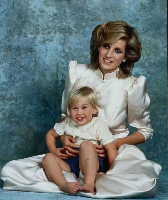 谁才是欧洲百年粉丝最多的C位偶像？