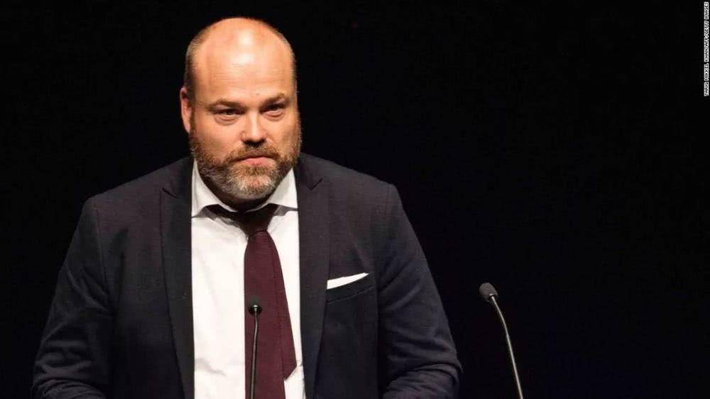 许多品牌来自他家,时装界巨无霸公司是怎么承包年轻人衣柜的?