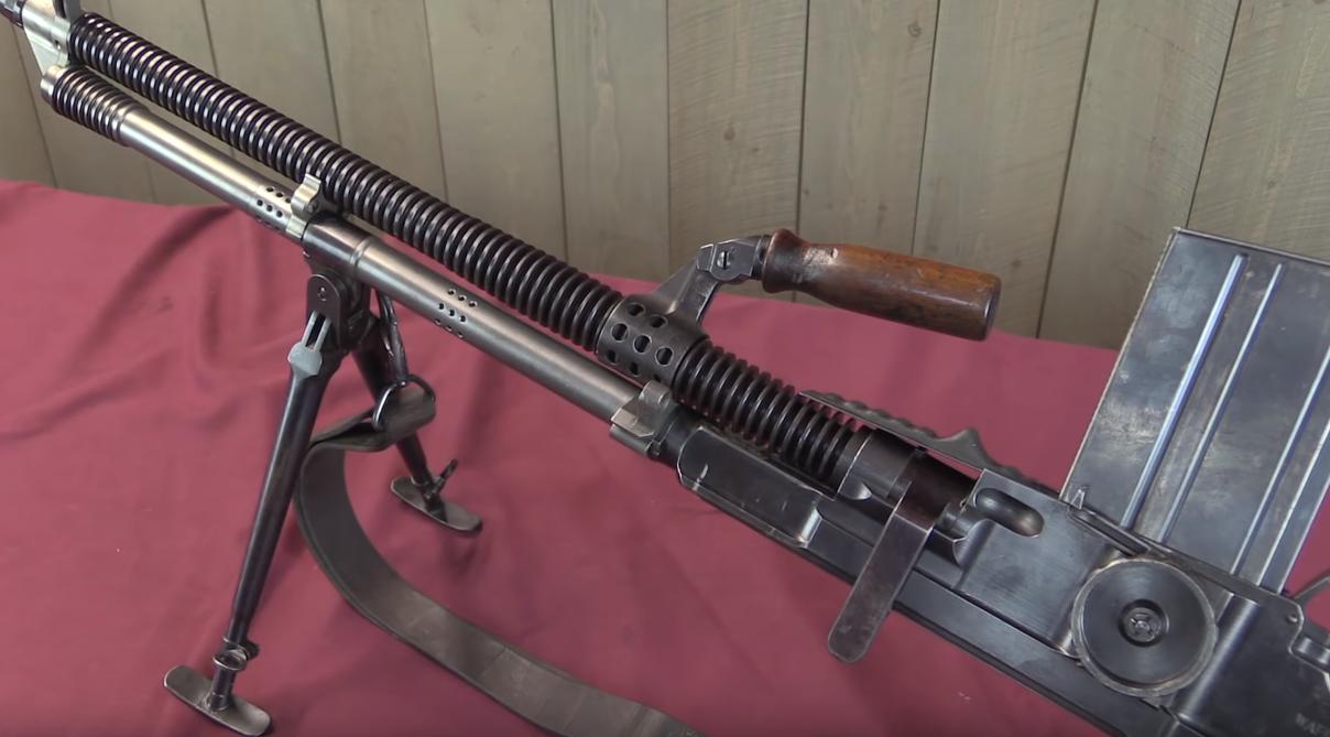 布伦式轻机枪现在还有吗,布伦机枪有多强