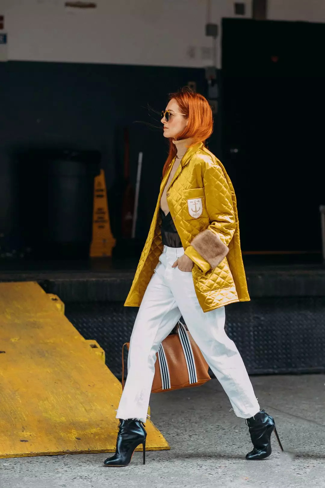 复古菱格双肩包香奈儿,香奈儿大号包包穿搭