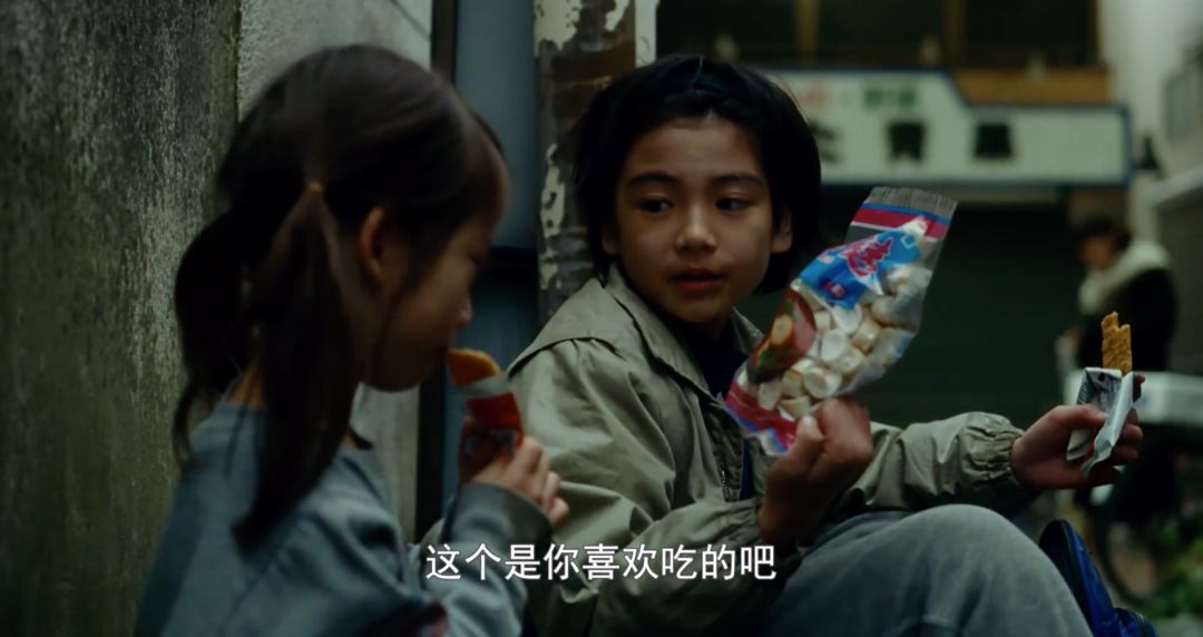 寄生虫里的穷人与富人,寄生虫揭露穷人和富人的本质