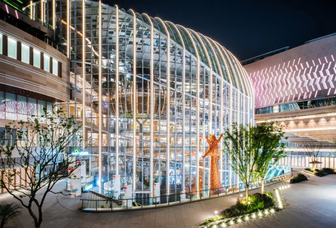 开业两日客流量突破57万,重庆光环如何征服消费者