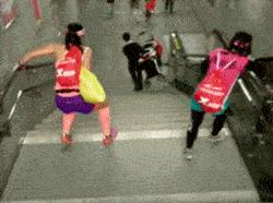 咕咚软弹运动拖鞋,舒适运动吸汗防臭透气久站不累