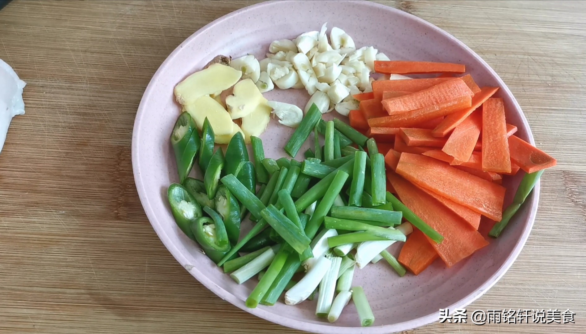 竹笋要怎么焯水才不会有苦涩味,竹笋怎么焯水最好吃