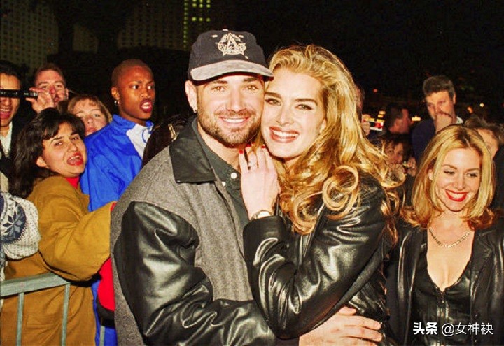 杰克逊年轻时的照片图文,杰克逊年轻时的照片大全图文