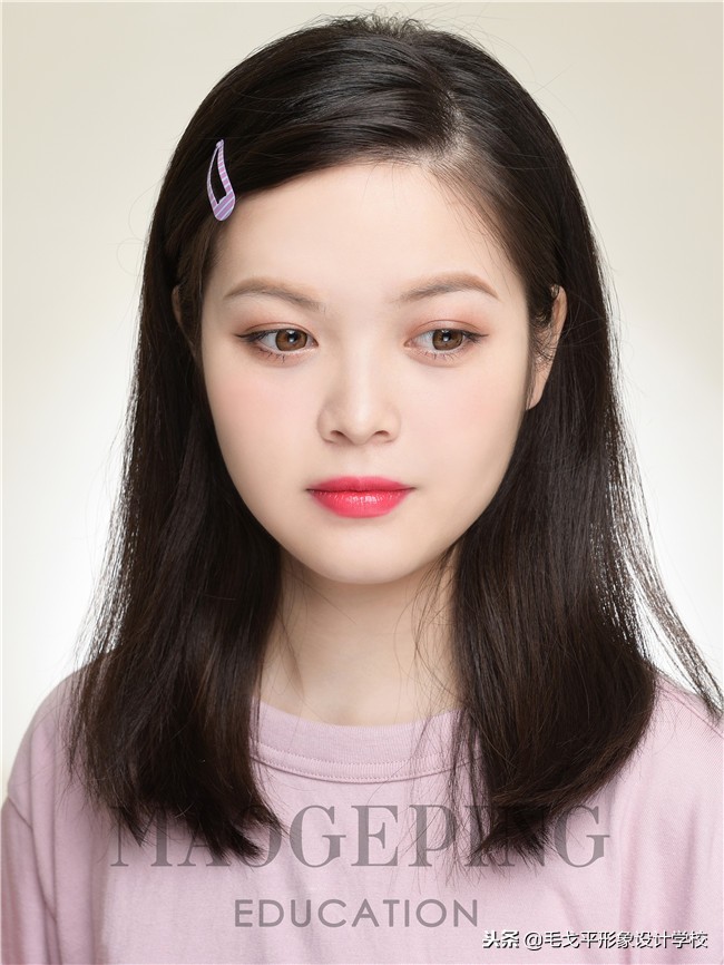 去角质法让肌肤滑嫩如鸡蛋 (不同肤质该如何选择去角质产品)