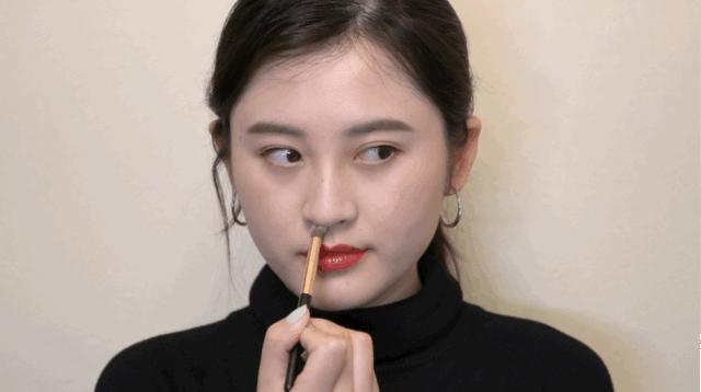 又挺又大的鼻子如何修容,如何把大鼻头变成小鼻头用修容修