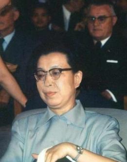 晚上游四方,游四方下联