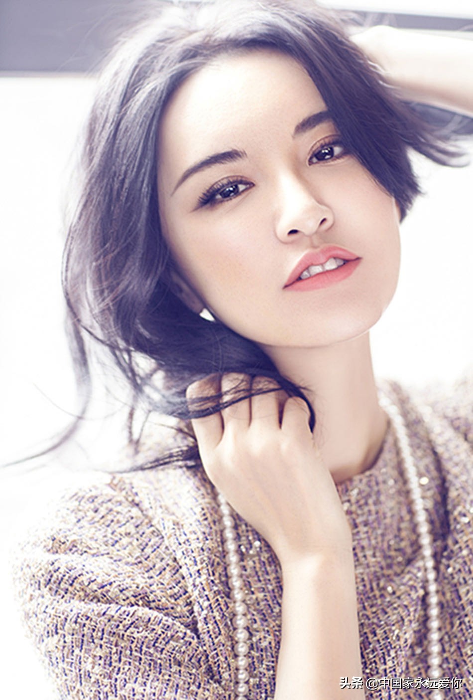 莫小棋黑色吊带,莫小棋好有魅力