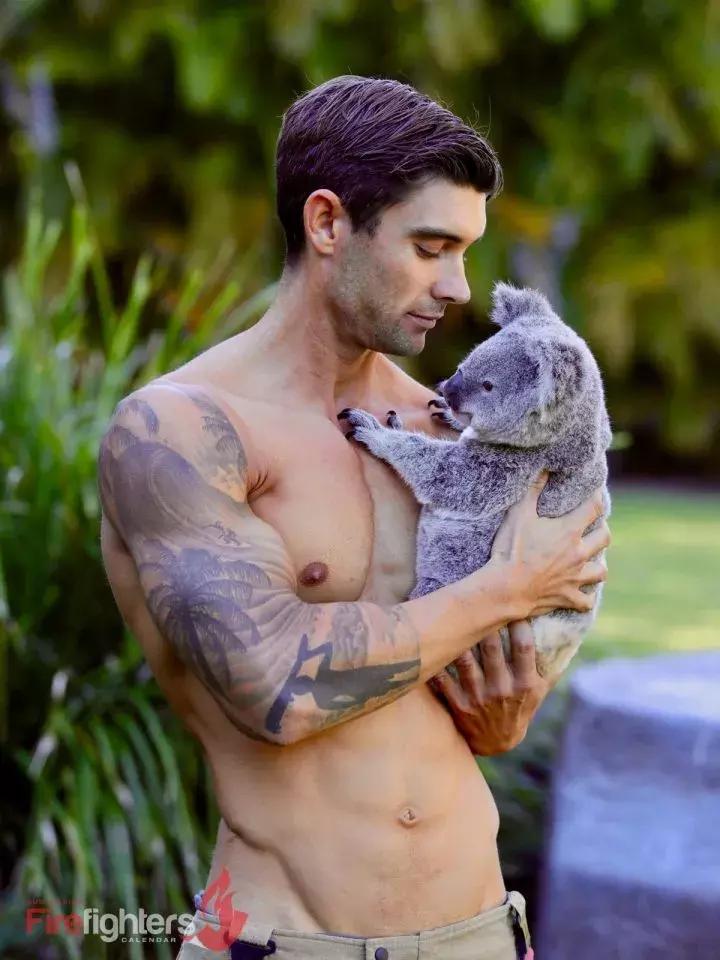 辣到爆的猫片，对不起我要流鼻血了……