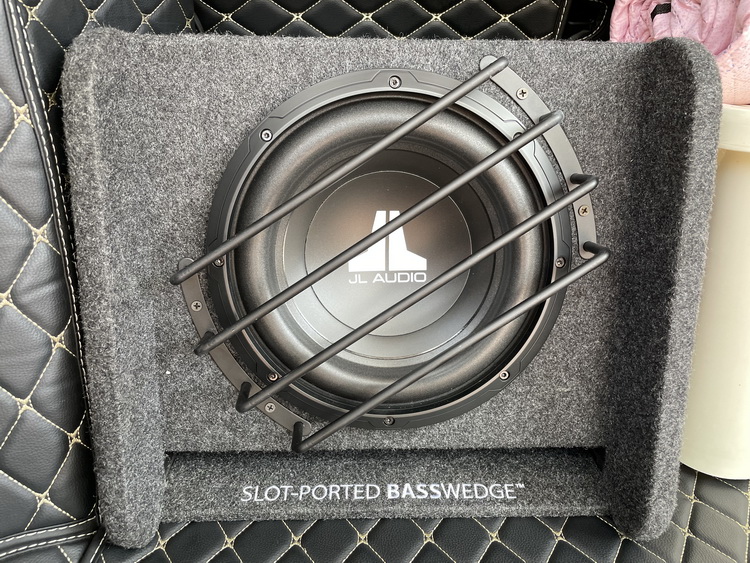 莆田宝马x3汽车音响改装升级,宝马汽车x3音响汕头改装