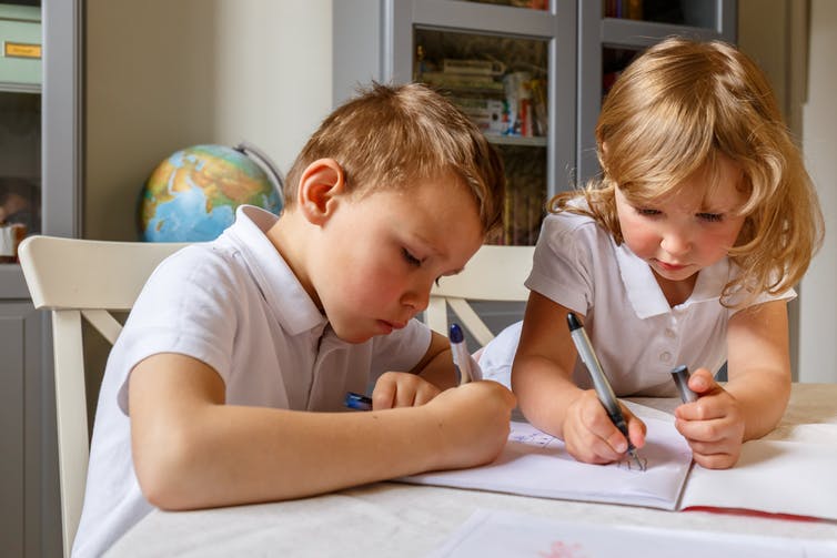 辅导作业告别鸡飞狗跳,学生作业太多忙于应付该怎么办