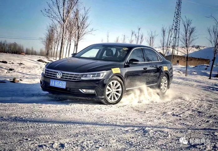 邓禄普雪地胎测评,邓禄普全地形轮胎冰雪路面