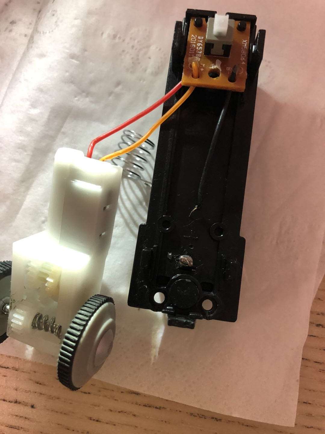 米兔维修螺丝刀,米兔轨道火车头维修