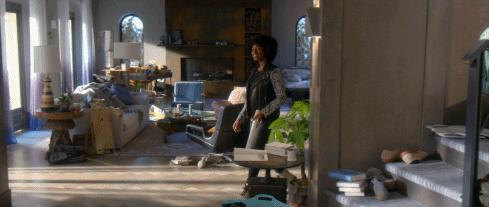 9.4分神剧！“又火又丑”的华裔女星导演，剧里房子设计太好看了