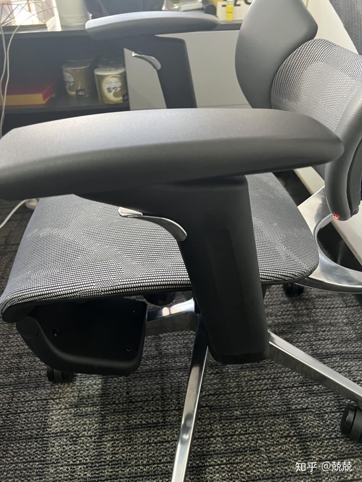 人体工学椅黑白调e3pro测评,黑白调P7人体工学椅