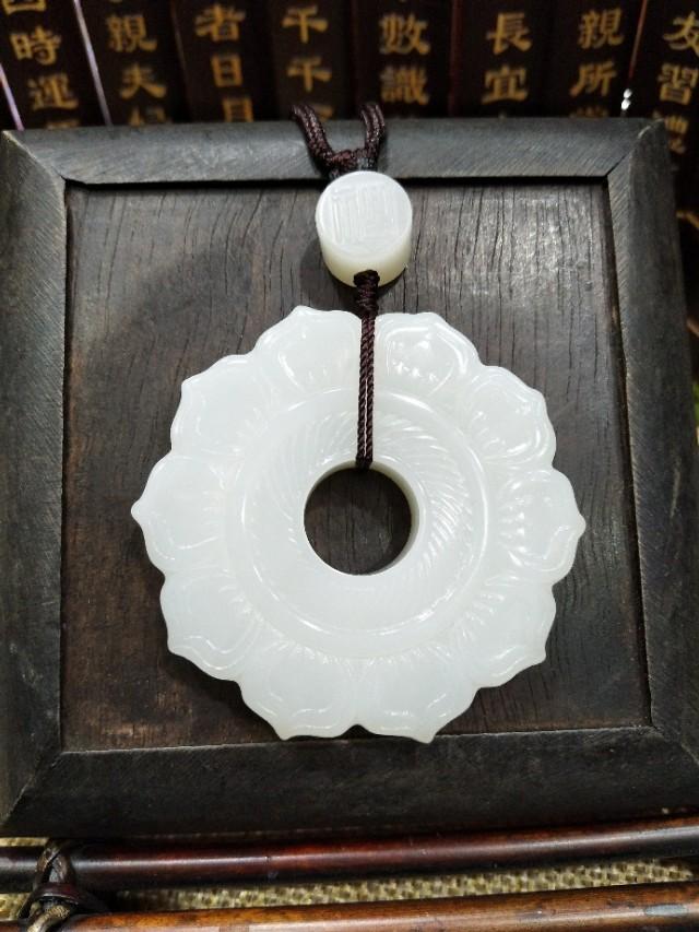 在哪可以买到真正的新疆和田玉,到和田买玉靠谱吗