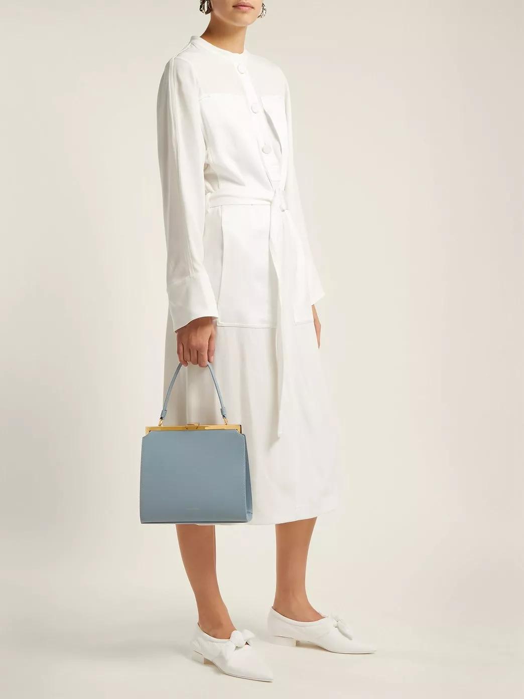 中国人去外国买产品,中国人去国外奢侈品店