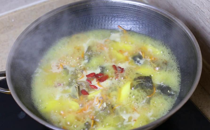 炖甲鱼汤都需要放什么调料,已炖好的甲鱼汤怎么去腥味