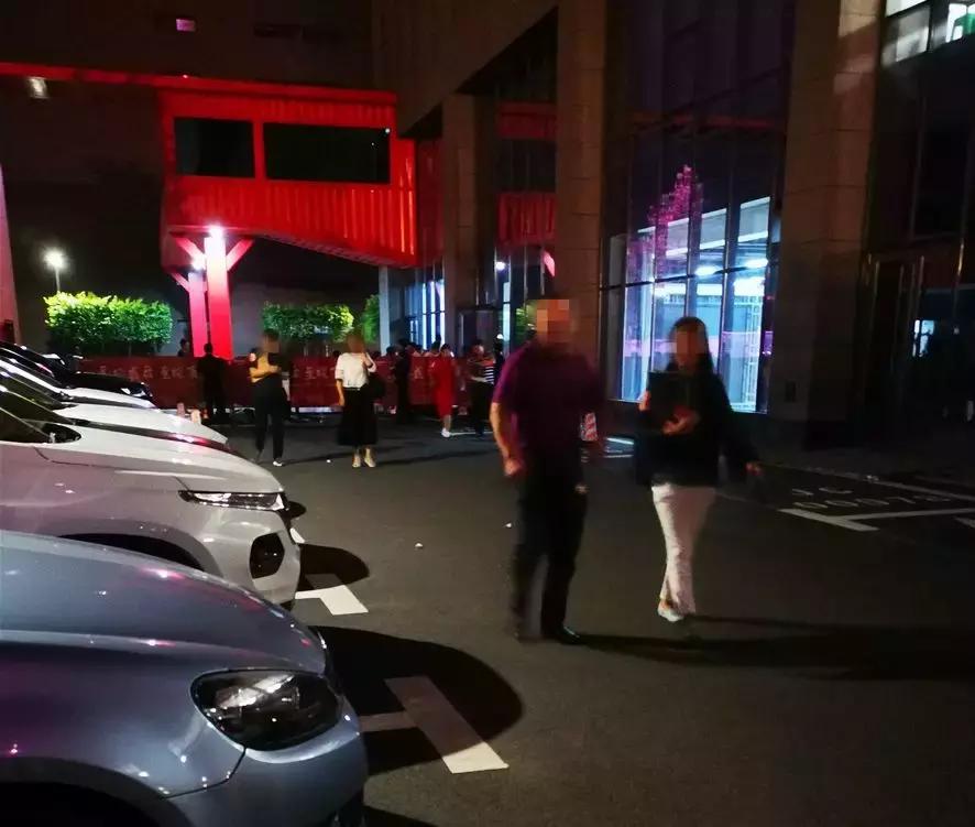 华润一天开俩盘，有的业主直跺脚，有的业主蹦高高