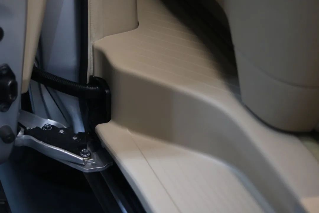 丰田埃尔法底盘全面升级,丰田埃尔法改装的巅峰之作