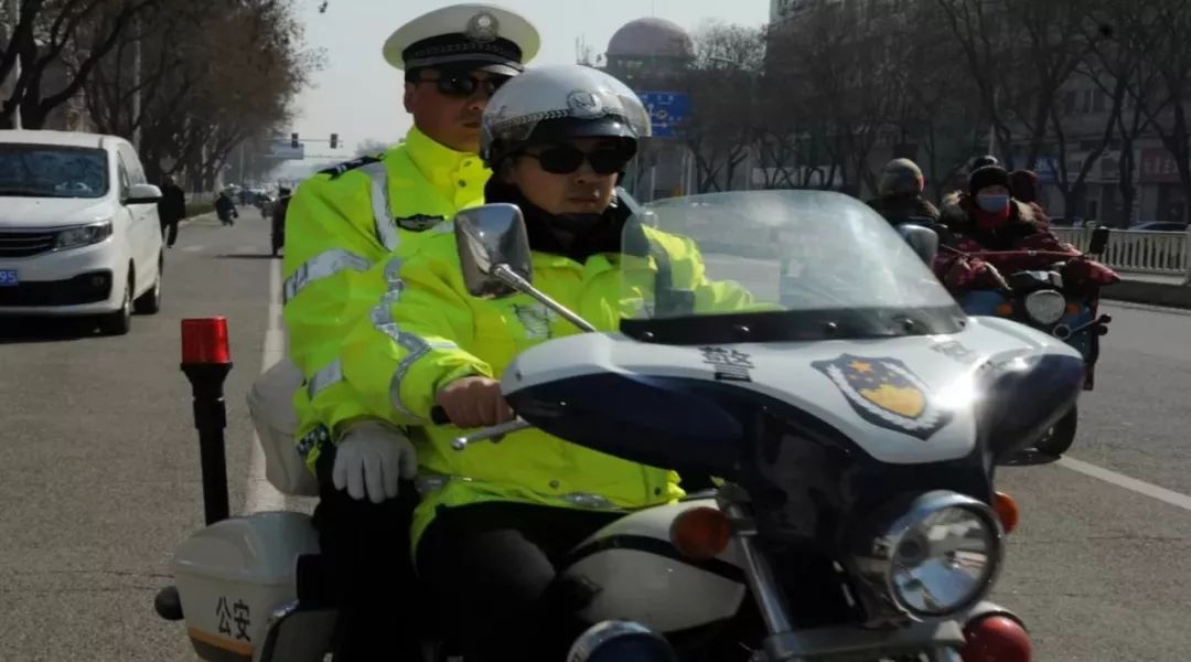 关于对路面违章停车的整治通告,关于违法停车进行集中整治的通告