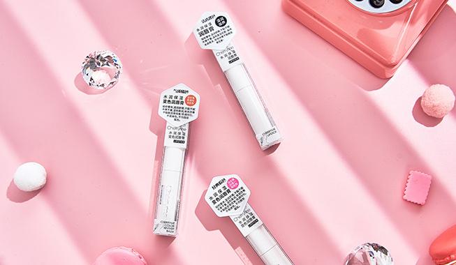 能淡化唇色暗沉的唇膏,淡化唇纹唇色的唇膏推荐一款